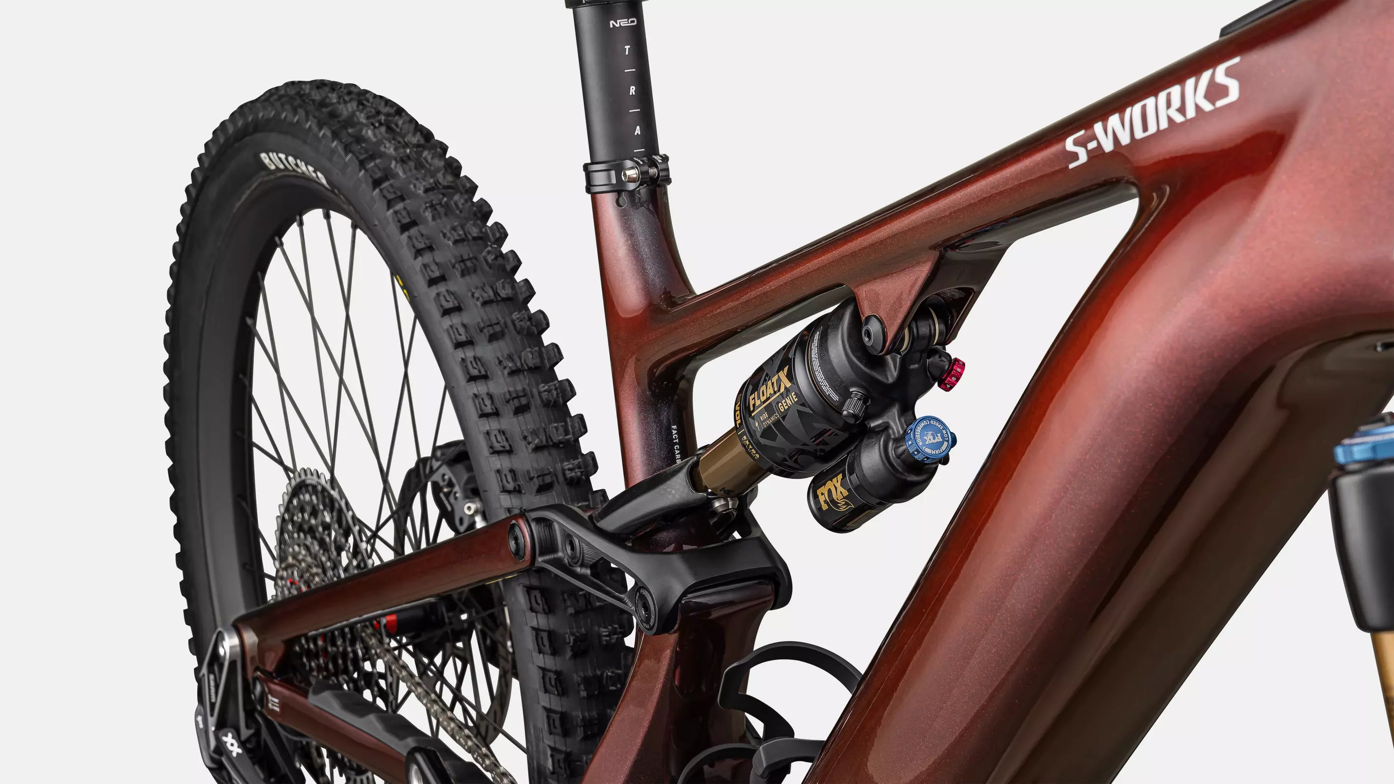 SPECIALIZED S-Works Turbo Levo 4 | gloss red pearl / black / metallic white silver