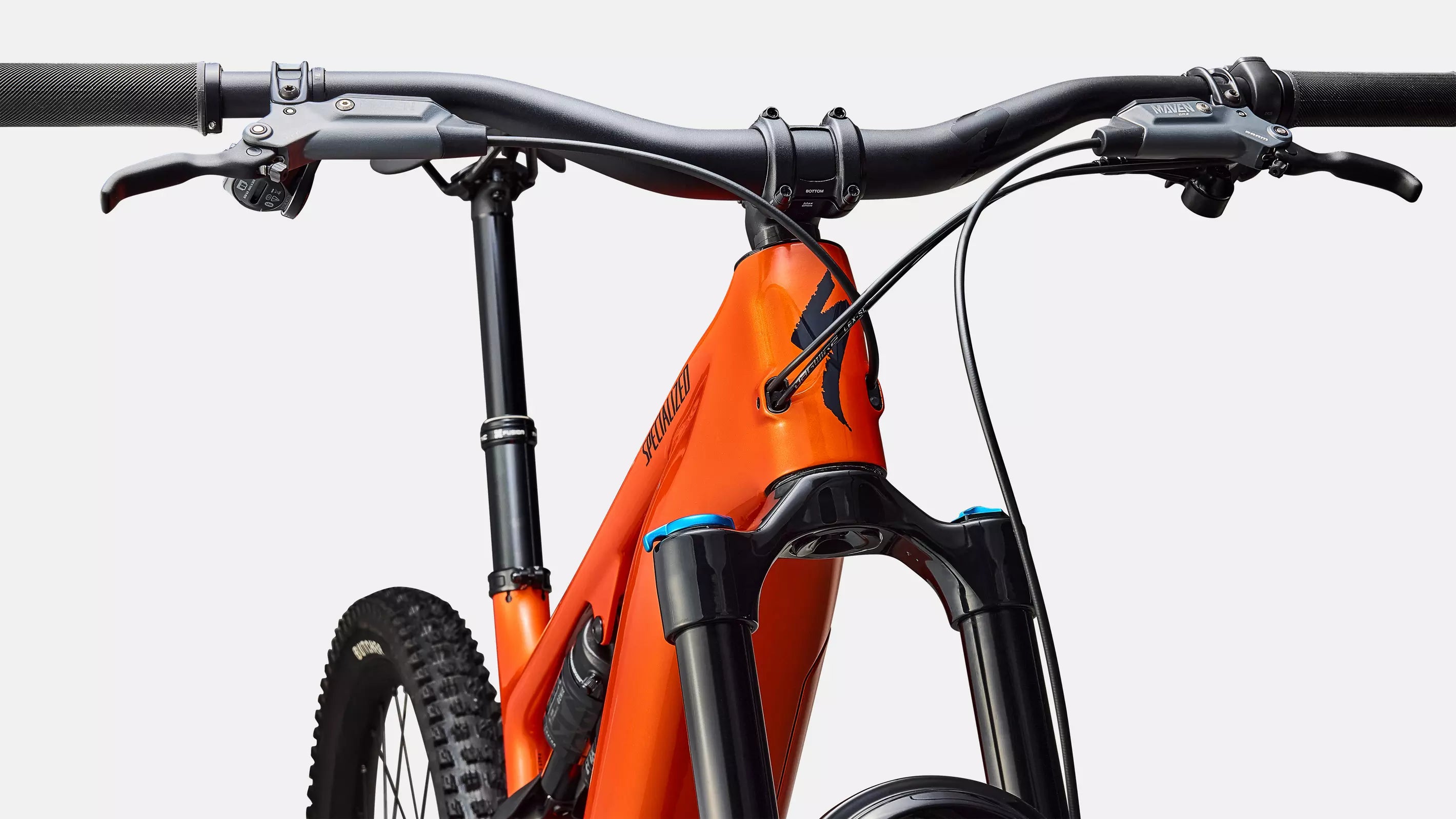 SPECIALIZED Turbo Levo 4 Comp Carbon | gloss orange tint over silver dust/dark navy