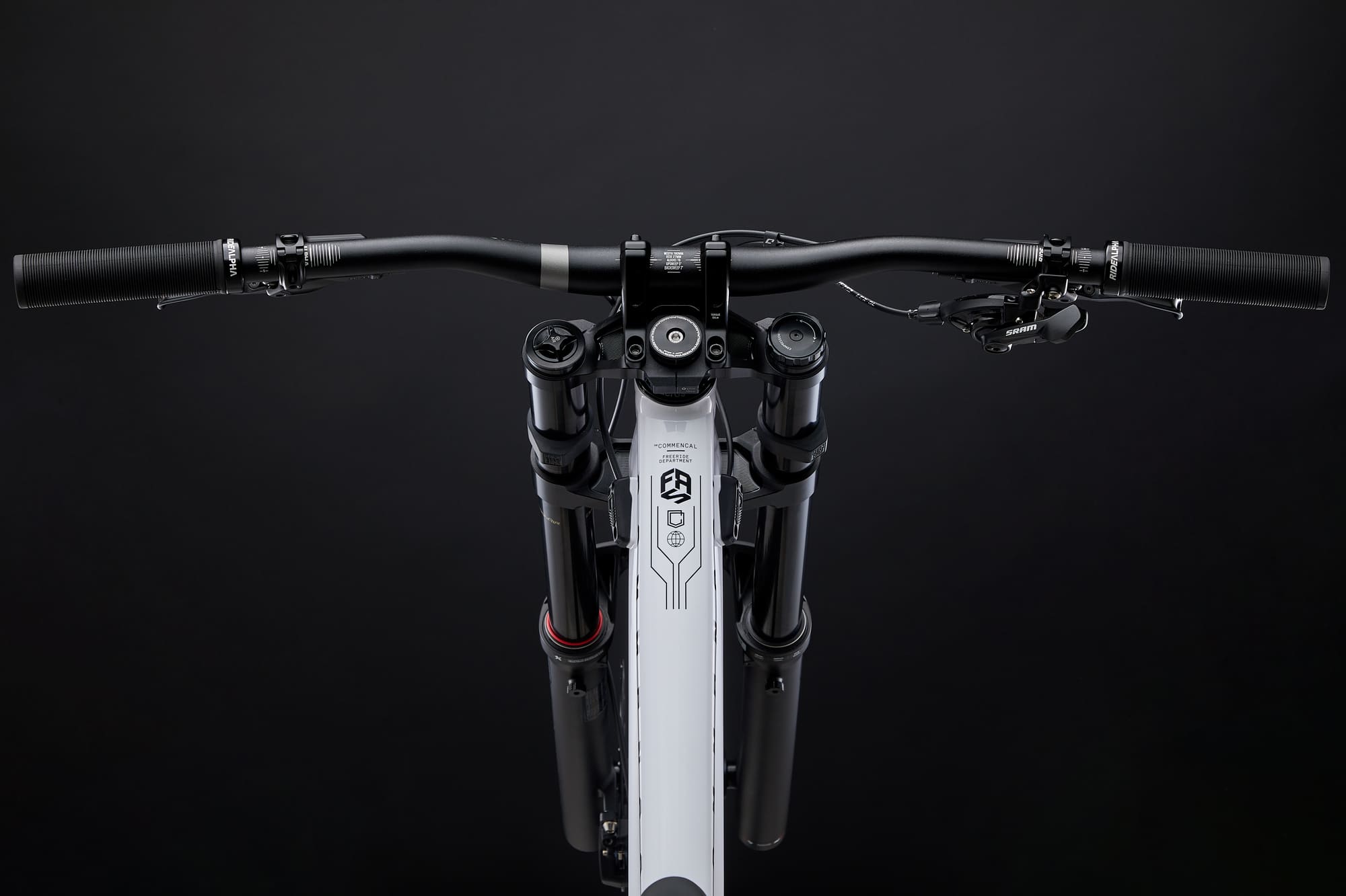 COMMENCAL FRS Park | pure white