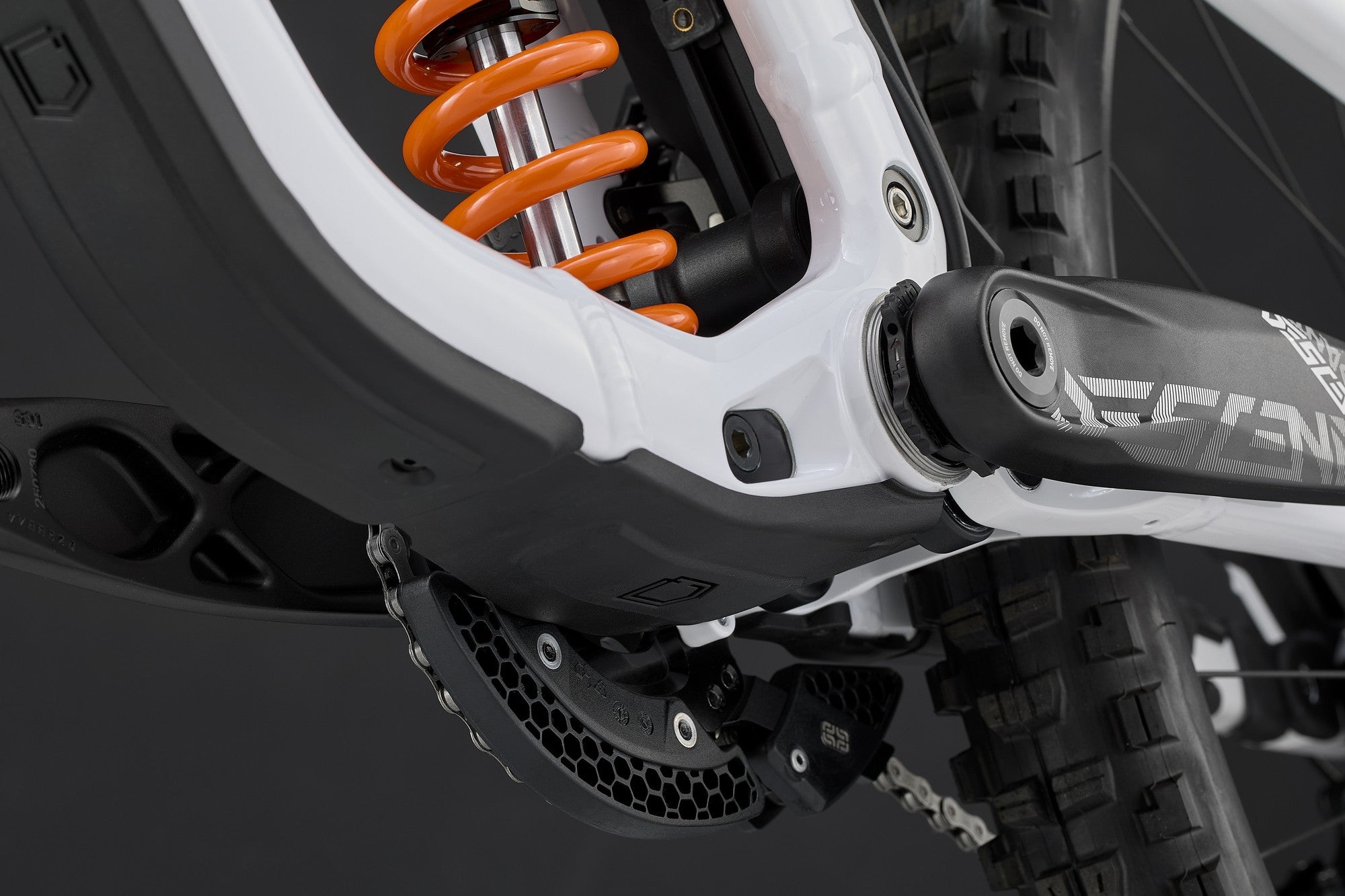 COMMENCAL Surpreme DH V5 Signature | pure white