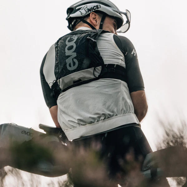 EVOC Hydro Pro Ultra 1,5 + Hydration Bladder 1,5 | sand