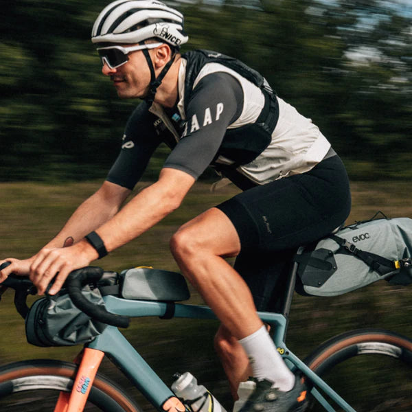 EVOC Hydro Pro Ultra 1,5 + Hydration Bladder 1,5 | sand