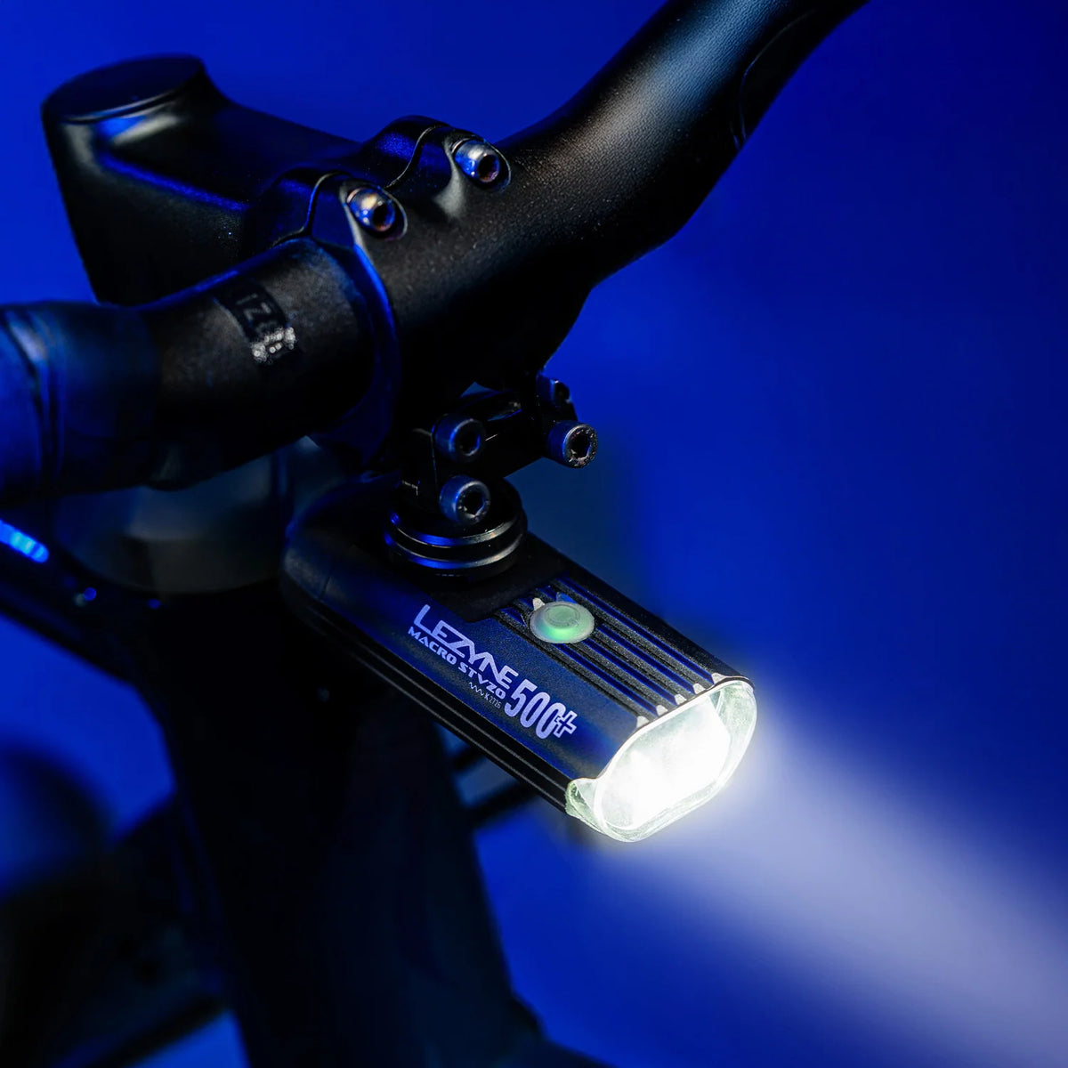 LEZYNE Macro StVZO 500+ Reverse Loaded Kit | black