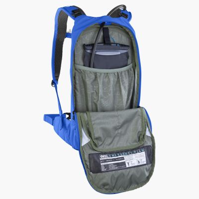 EVOC Stage 6 + Hydration Bladder 2 | royal blue