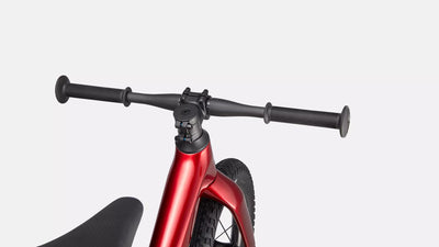 SPECIALIZED Hotwalk Carbon 12" | gloss red/silver base/carbon/white/gold pearl