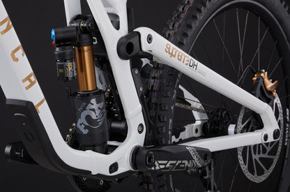 COMMENCAL Surpreme DH V5 Signiture LTD | pure white
