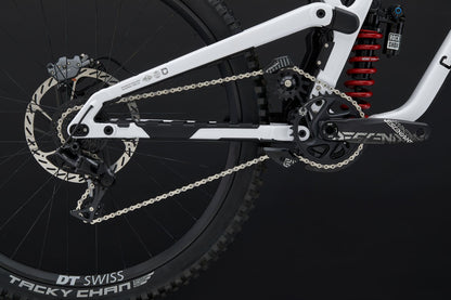 COMMENCAL Surpreme DH V5 RockShox | pure white
