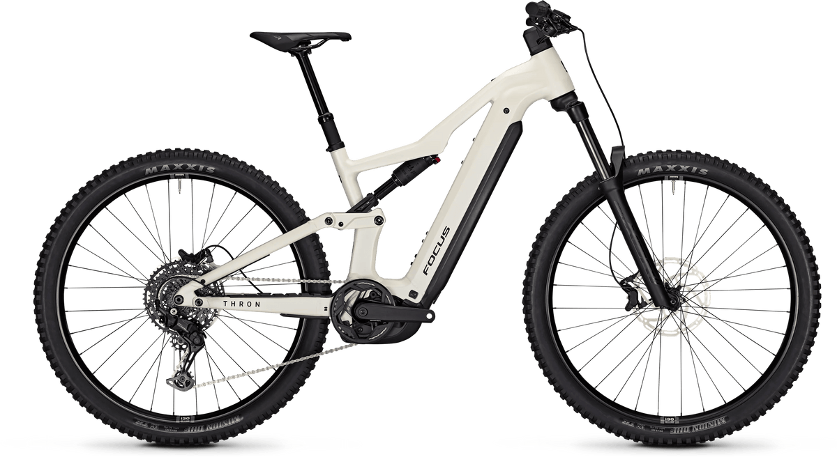 FOCUS Thron 7 | white