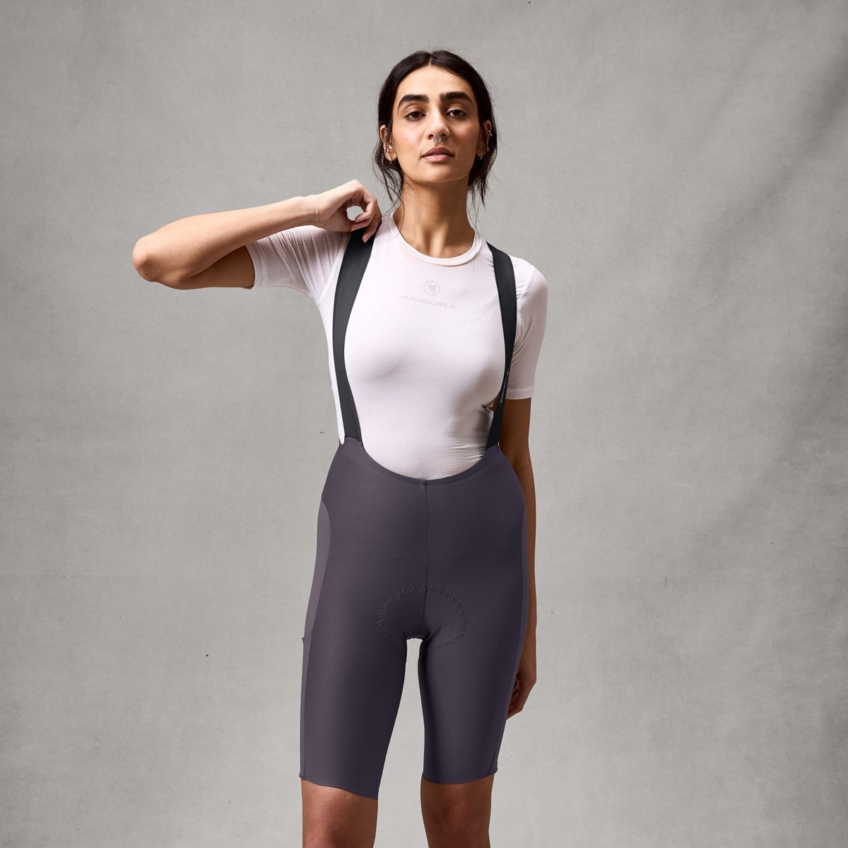 ENDURA W Alltrack Ride Bibshort | carbon grey