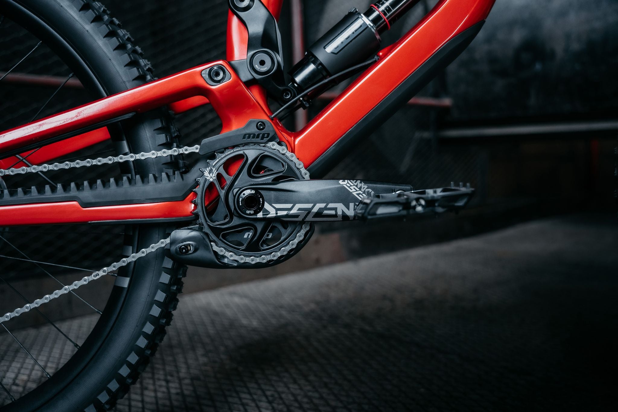 NUKEPROOF Dissent Carbon Pro 297 | red/black - ab April 2026
