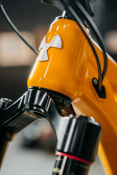 NUKEPROOF Mega 297/290 Alloy Pro | yellow/black